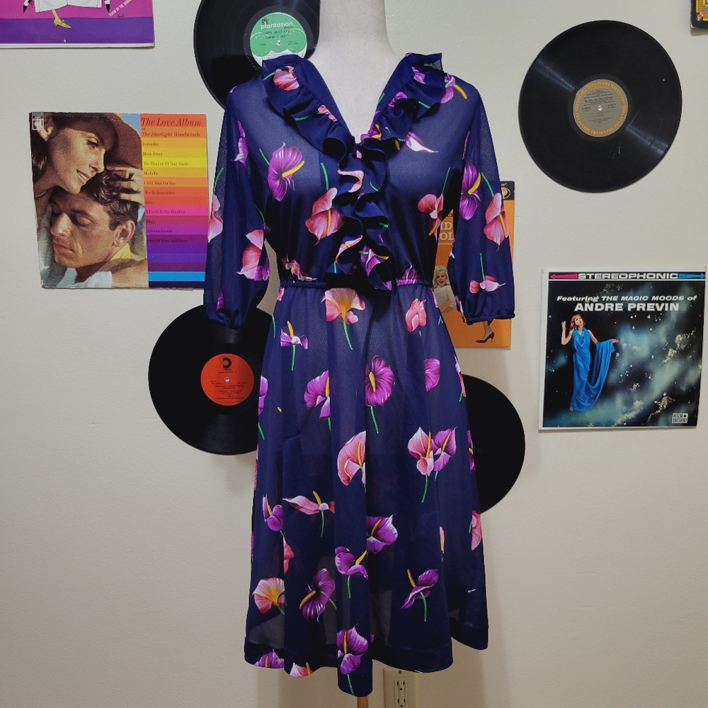 J.J. Dean Of California | 70s Vintage Navy Blue Purple Floral Shirt Dress